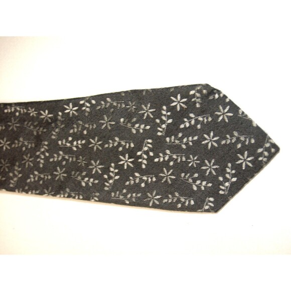 Vintage Calvin Klein Silk Blend Tie RARE pattern gray with Floral Ferns 3x60 - Picture 2 of 4
